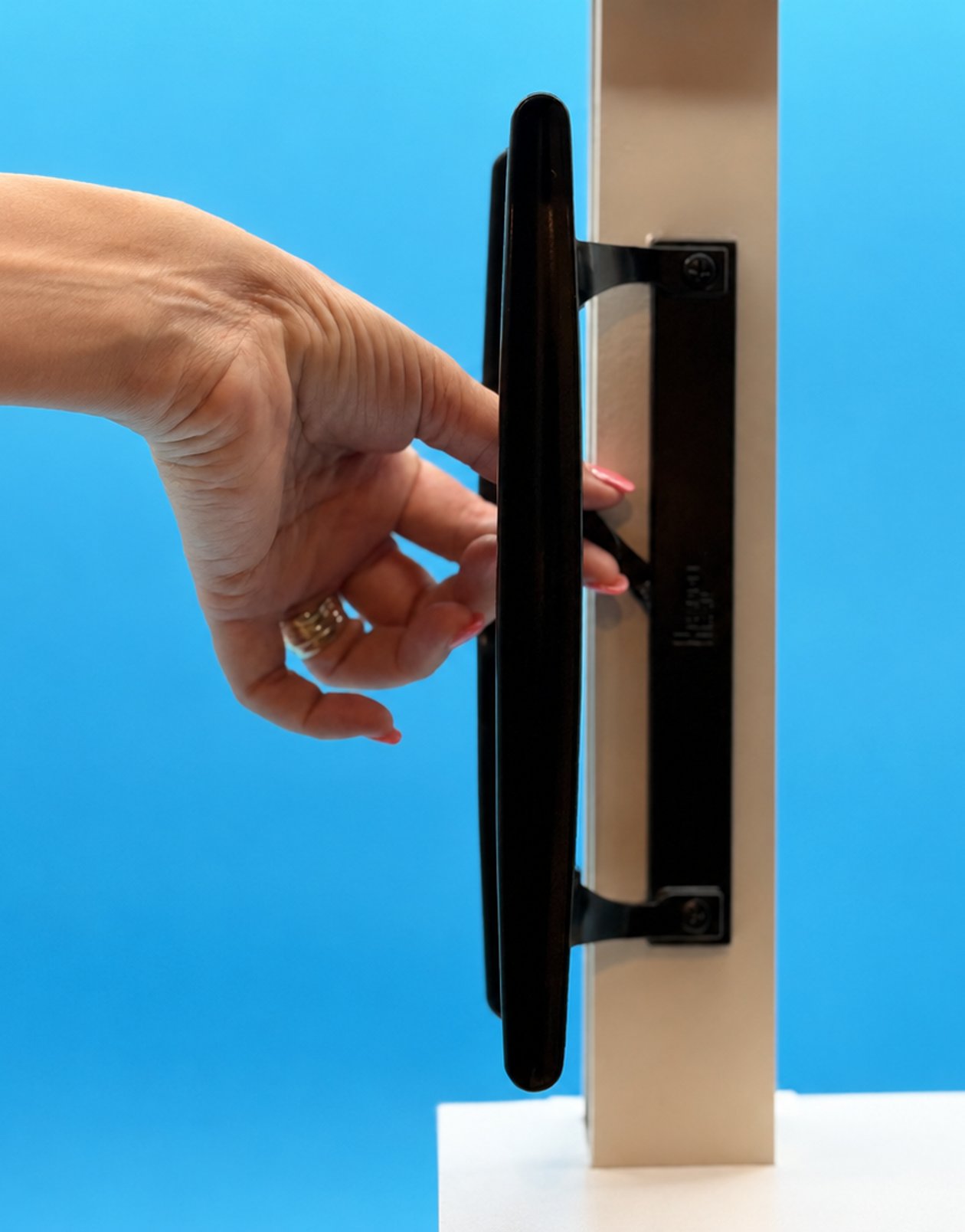 handle bar with lock